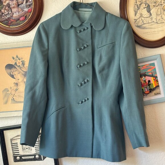 Teal 1940s Scallop Collared Suit with Fancy Buttons - Picture 5 of 9
